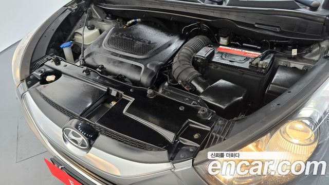 Hyundai Tucson ix Diesel 2WD LMX20 Premium 2012 — фото 6