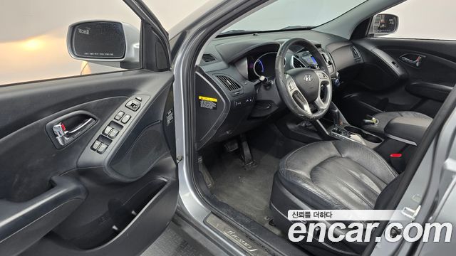 Hyundai Tucson ix Diesel 2WD LMX20 Premium 2012 — фото 10