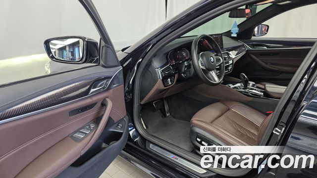BMW 5 Series (G30) 523d M Sport 2021 — фото 10