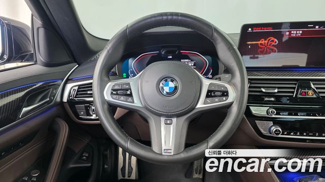 BMW 5 Series (G30) 523d M Sport 2021 — фото 12