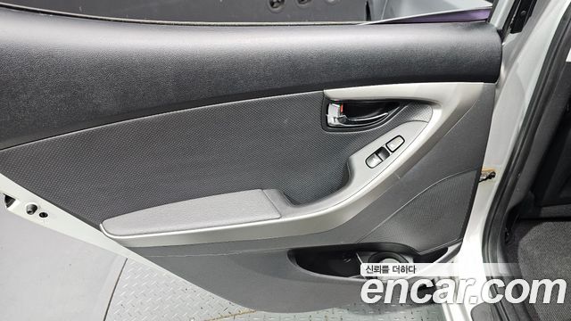 Hyundai Avante (MD) M16 GDI Modern 2013 — фото 25