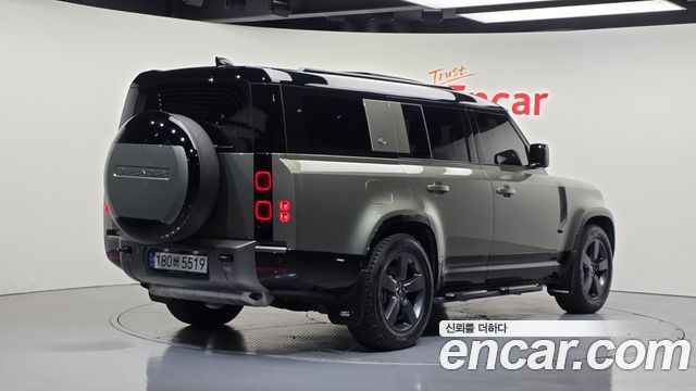 Land Rover Defender (L663) 130 P400 X-Dynamic HSE 2024 — фото 2