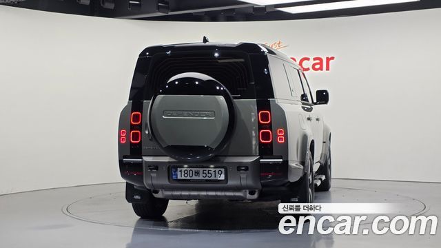 Land Rover Defender (L663) 130 P400 X-Dynamic HSE 2024 — фото 4