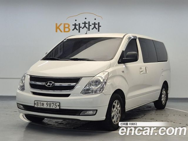 Hyundai Grand Starex 5-Seater VAN CVX Luxury