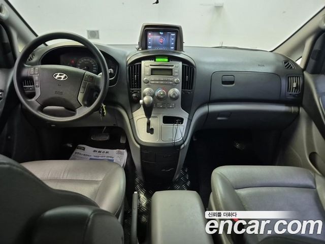 Hyundai Grand Starex 5-Seater VAN CVX Luxury 2014 — фото 7