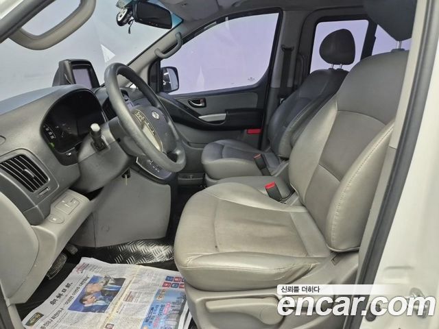Hyundai Grand Starex 5-Seater VAN CVX Luxury 2014 — фото 15