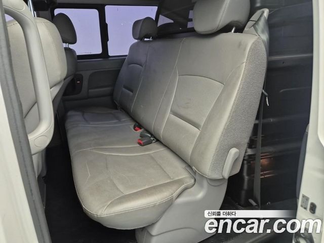 Hyundai Grand Starex 5-Seater VAN CVX Luxury 2014 — фото 16
