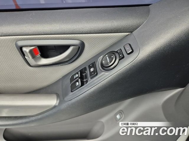 Hyundai Grand Starex 5-Seater VAN CVX Luxury 2014 — фото 21