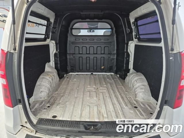 Hyundai Grand Starex 5-Seater VAN CVX Luxury 2014 — фото 22