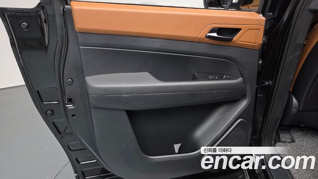 KG Mobility (SsangYong) Musso (Q300) Gasoline 2.0 4WD M9 Grand Style 2026 — фото 25
