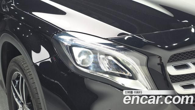 Mercedes-Benz GLA-Class (X156) GLA220 Premium 2019 — фото 22