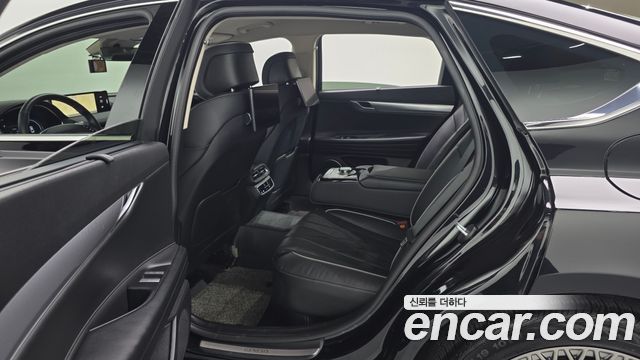 Genesis G80 (RG3) Gasoline 2.5 Turbo AWD 2024 — фото 11