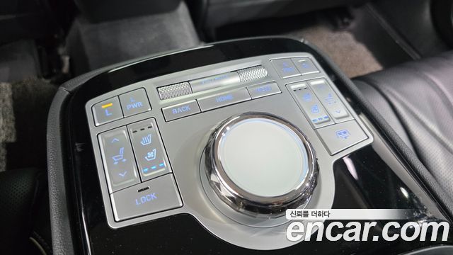 Genesis G80 (RG3) Gasoline 2.5 Turbo AWD 2024 — фото 32