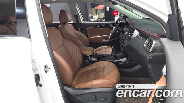 Kia Sorento Diesel 2.0 2WD Marster 2020 — фото 11