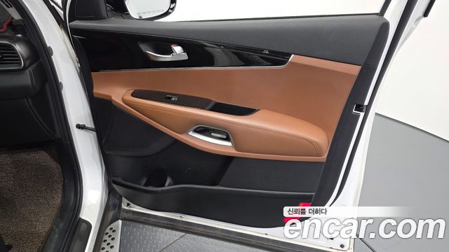 Kia Sorento Diesel 2.0 2WD Marster 2020 — фото 24