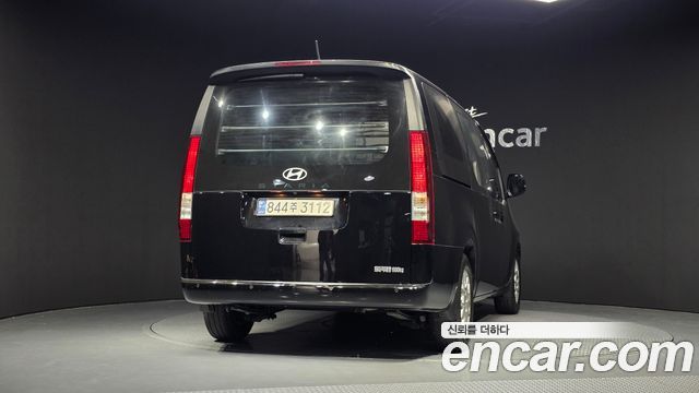 Hyundai Staria Cargo 5-Seater Modern 2023 — фото 4