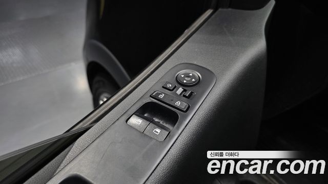 Hyundai Staria Cargo 5-Seater Modern 2023 — фото 17
