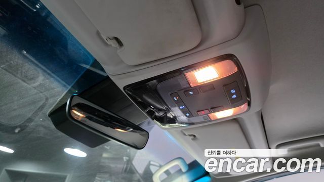 Hyundai Staria Cargo 5-Seater Modern 2023 — фото 33