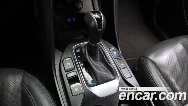 Hyundai Maxcruise Diesel 2.2 2WD Exclusice Special 2016 — фото 9