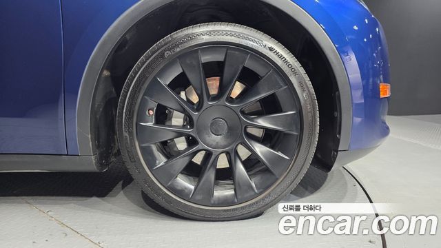 Tesla Model Y Long Range AWD 2021 — фото 21