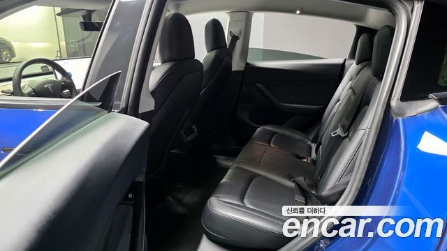 Tesla Model Y Long Range AWD 2021 — фото 26
