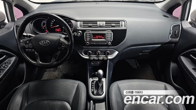 Kia Pride 5DR 1.6 GDI Luxury 2015 — фото 7