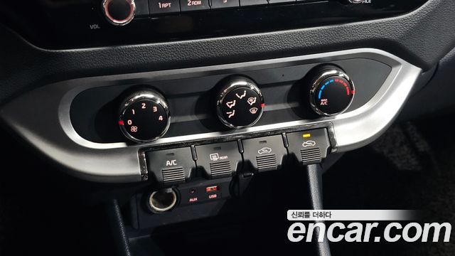 Kia Pride 5DR 1.6 GDI Luxury 2015 — фото 27