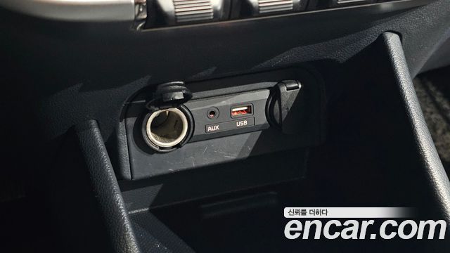 Kia Pride 5DR 1.6 GDI Luxury 2015 — фото 28