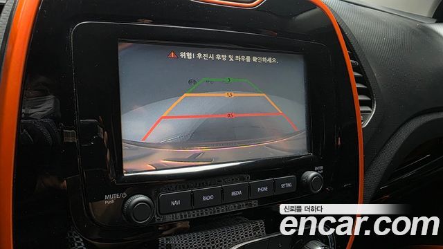 Renault Korea QM3 RE 2015 — фото 15