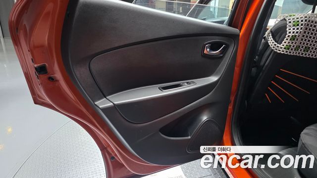 Renault Korea QM3 RE 2015 — фото 25
