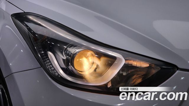 Hyundai Avante 1.6 GDi Premium Standard 2014 — фото 22