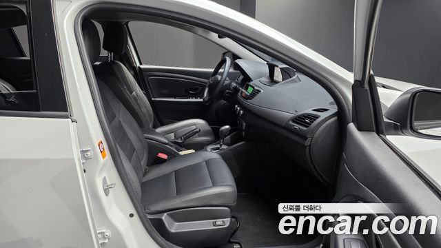 Renault Korea SM3 Neo SE 2019 — фото 11