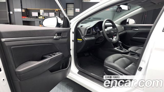 Hyundai Avante (AD) 1.6 Style 2020 — фото 10