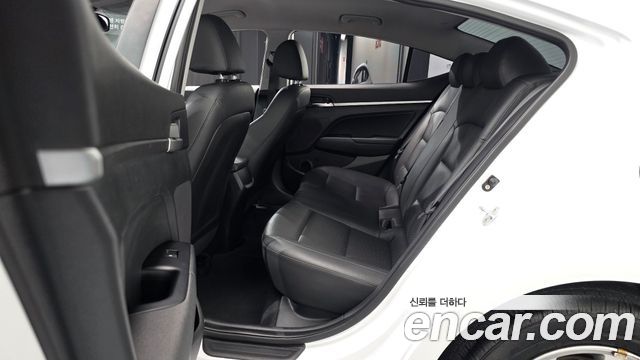 Hyundai Avante (AD) 1.6 Style 2020 — фото 12