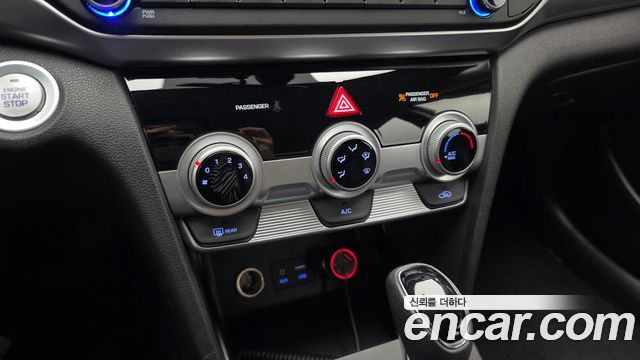 Hyundai Avante (AD) 1.6 Style 2020 — фото 17