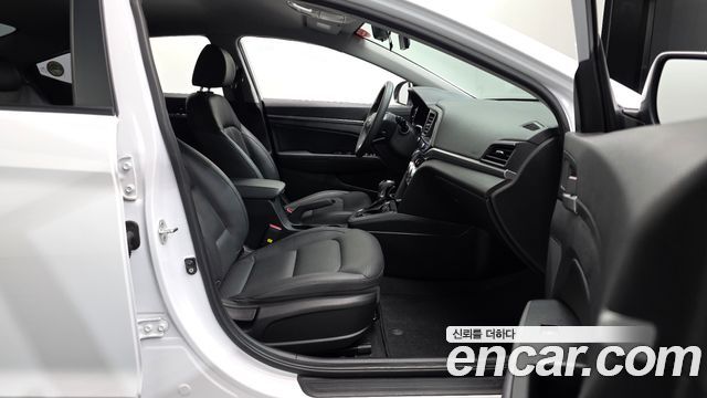 Hyundai Avante (AD) 1.6 Style 2020 — фото 26