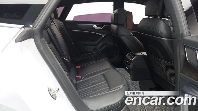Audi A7 (4K) 55 TFSI Quattro Premium 2020 — фото 11