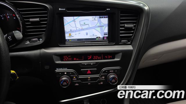 Kia K5 2.0 Smart Special 2013 — фото 13