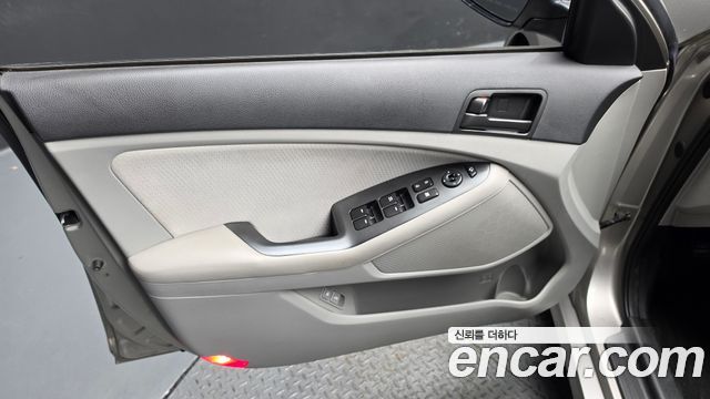 Kia K5 2.0 Smart Special 2013 — фото 24