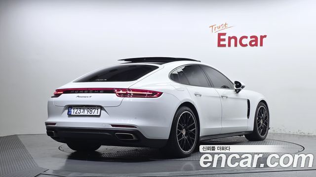 Porsche Panamera (971) 3.0 AWD 2020 — фото 2