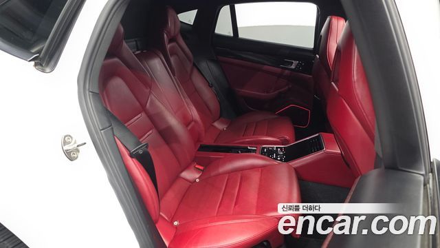 Porsche Panamera (971) 3.0 AWD 2020 — фото 12