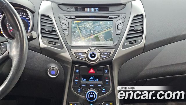 Hyundai Avante 1.6 GDi Modern Standard 2016 — фото 23