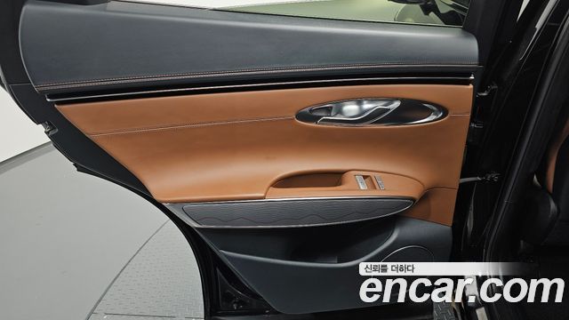 Genesis GV70 2.5T Gasoline AWD 2021 — фото 25