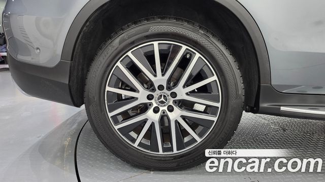 Mercedes-Benz GLC-Class (X253) GLC300 4MATIC 2020 — фото 5