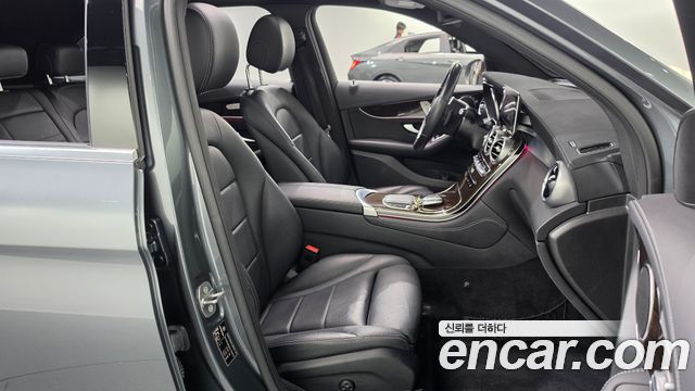 Mercedes-Benz GLC-Class (X253) GLC300 4MATIC 2020 — фото 26