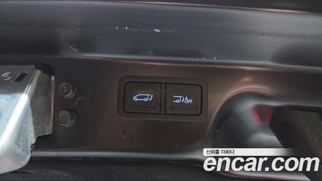 Hyundai Staria HEV 1.6 Cargo 5-Seater Modern 2025 — фото 30