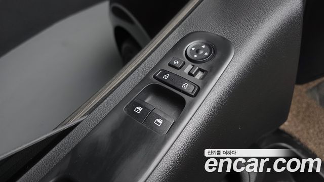 Hyundai Staria HEV 1.6 Cargo 5-Seater Modern 2025 — фото 32