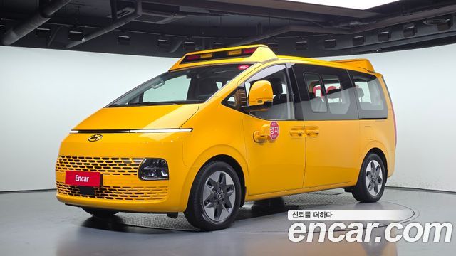 Hyundai Staria L3.5  Kinder Safety Car 11-Seater