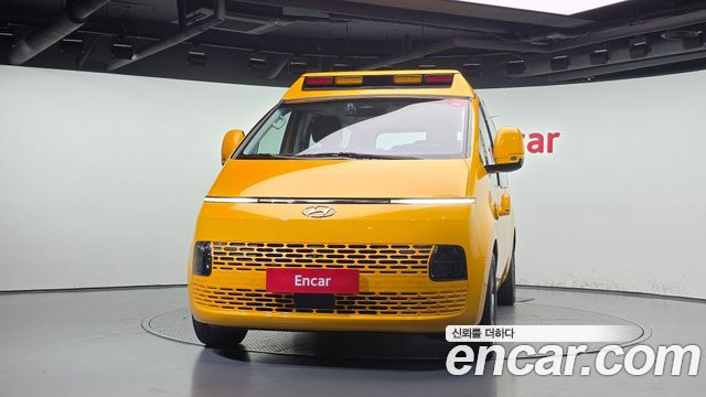 Hyundai Staria L3.5  Kinder Safety Car 11-Seater 2022 — фото 3
