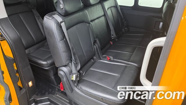 Hyundai Staria L3.5  Kinder Safety Car 11-Seater 2022 — фото 12